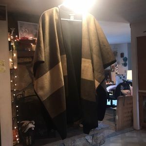 One size NEW cape/shawl.